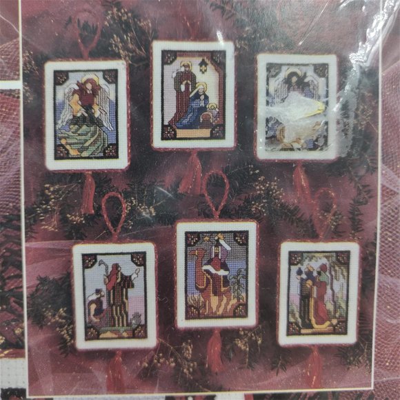Janlynn Vintage 1997 New Unopened Christmas Story Ornaments Cross Stitch Kit - Picture 3 of 12
